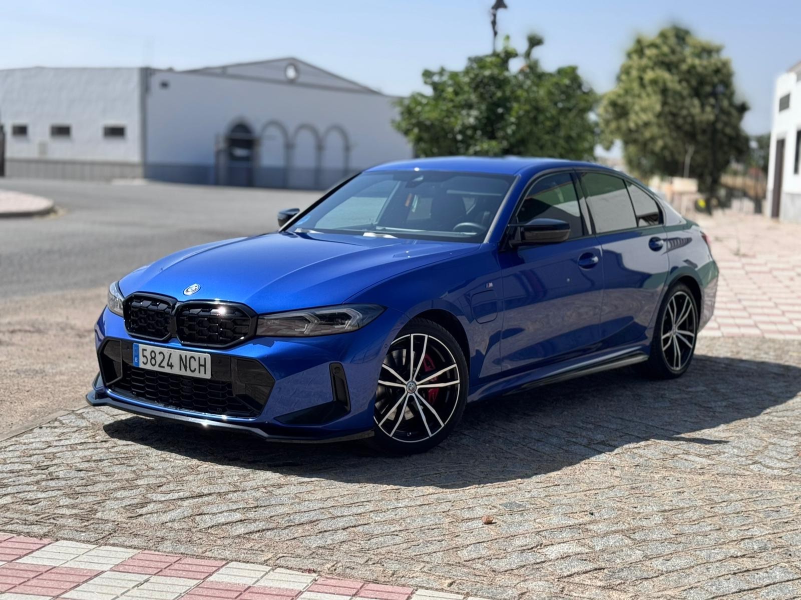 BMW azul en MOTOLAND